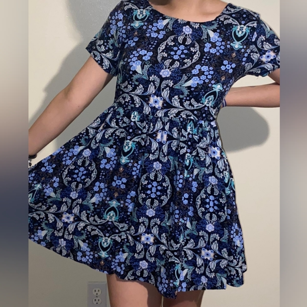 forever 21 dress  size S  environmental friendly cotton good condición .